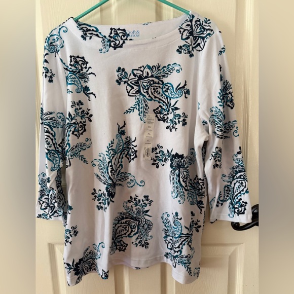 croft & barrow Tops - Croft & Barrow Women's White and Teal Patterned Blouse